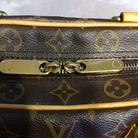 Louis Vuitton Manhattan PM Handbag 100% Authentic - Picture 8 of 8